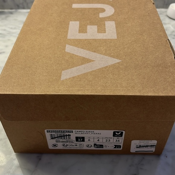 Free People x VEJA Campo Bold Sneakers Size 6 NIB - Picture 6 of 16